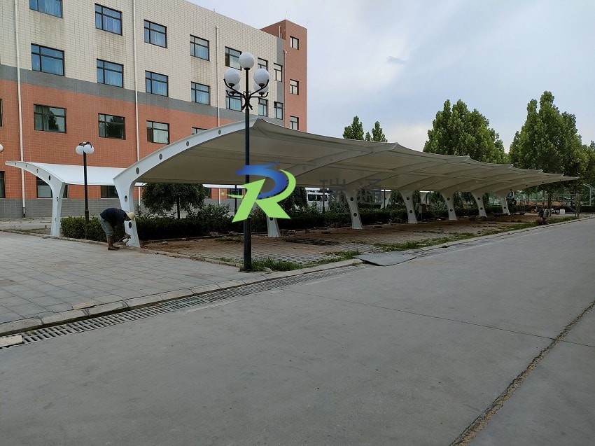 石家庄理想汽车零配件厂膜结构汽车棚